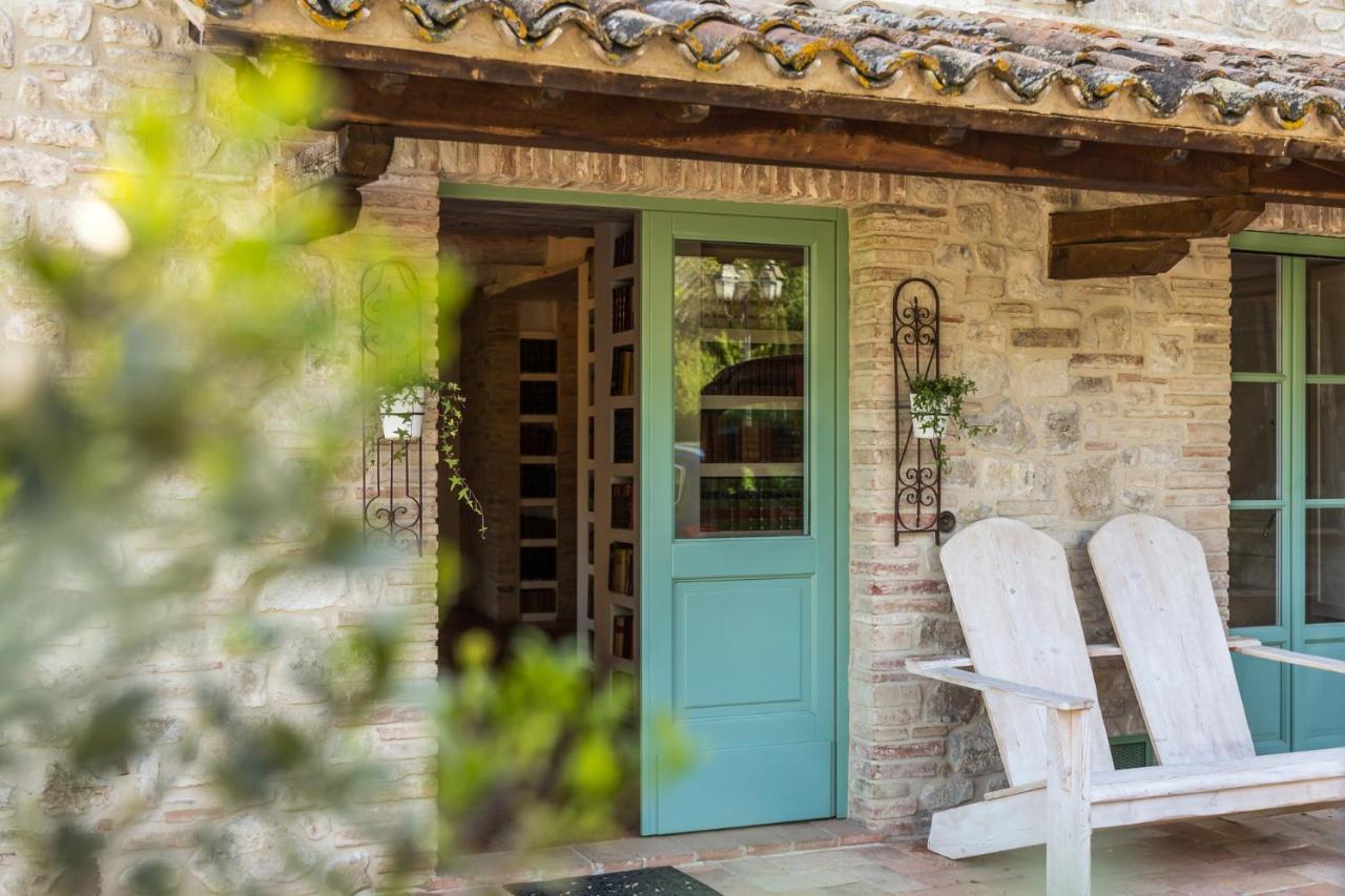 Borgo San Sisto B&B トーディ エクステリア 写真